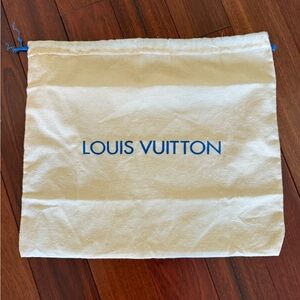 Authentic Louis Vuitton Dust Bag DrawstringStyle 12x13in Medium 1Pc